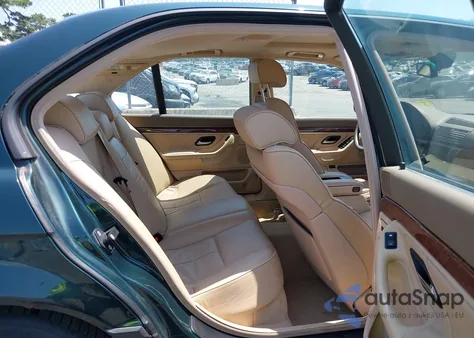 2001 BMW 740Ia z USA, uszkodzony, nr VIN WBAGG83441DN86927